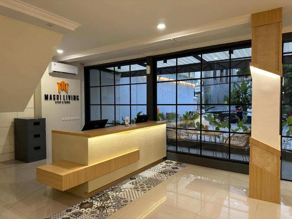 ホテル Masri Living By Daphna International ジョグジャカルタ エクステリア 写真